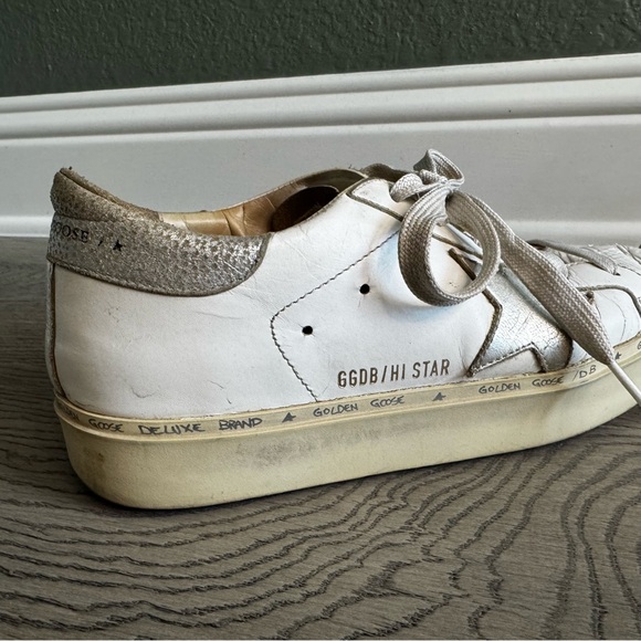 Golden Goose Deluxe Brand Hi Star Low-Top Sneakers
Size 38 - Picture 2 of 14